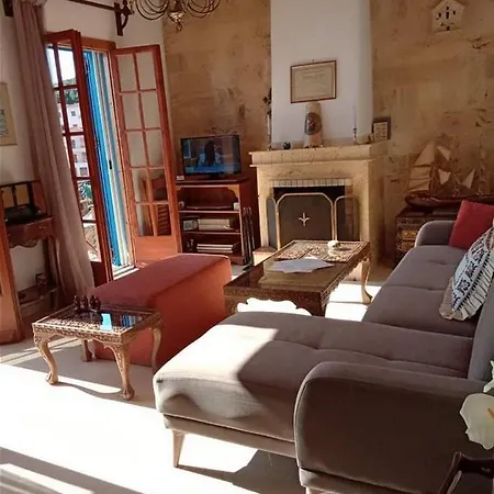 Fey's House Waterfront - Nyaraló